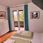 Pansiyon Tourist House Capricorn Bled