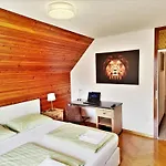 Pansiyon Tourist House Capricorn