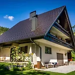 Tourist House Capricorn Homestay Bled