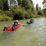 Tourist House Capricorn Homestay *