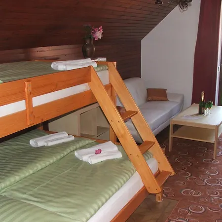 Pansiyon Tourist House Capricorn *