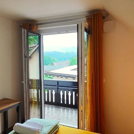 Tourist House Capricorn * Bled