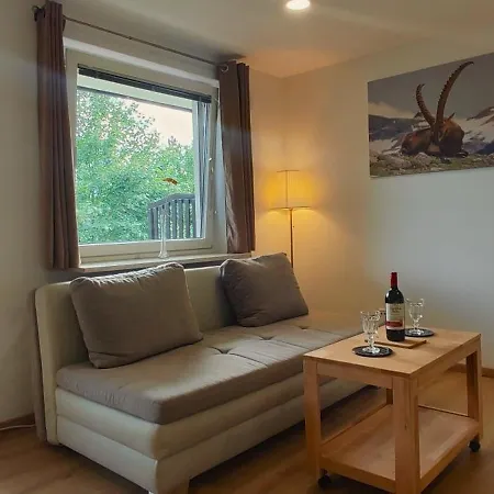 Δωμάτια σε οικογενειακή κατοικία Tourist House Capricorn