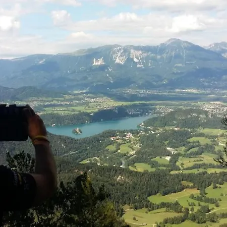 Rum i privatbostad Tourist House Capricorn *