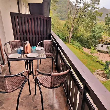 Δωμάτια σε οικογενειακή κατοικία Tourist House Capricorn