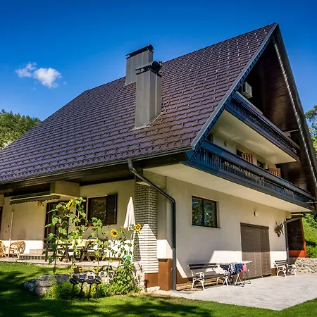 Tourist House Capricorn Rum i privatbostad Bled