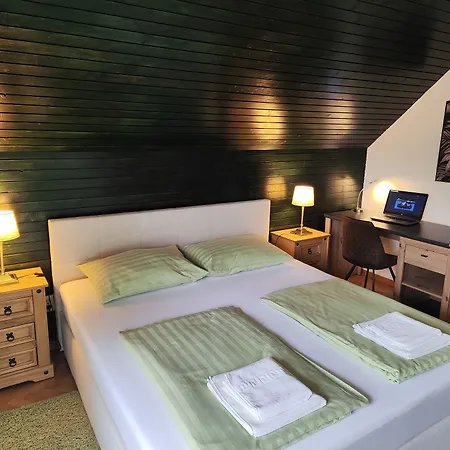 Tourist House Capricorn * Bled