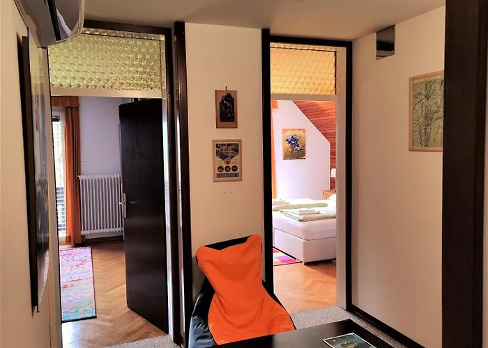 Tourist House Capricorn Homestay szállás